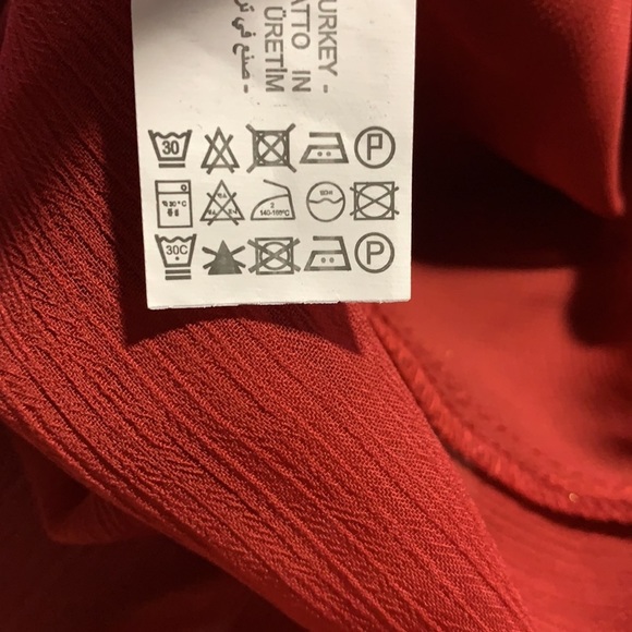 NWT. Zara Burgundy Wrap Ruffled Blouse. Size M. - Picture 6 of 6